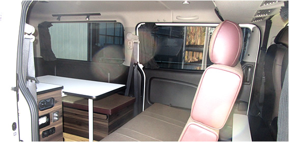 キャラバンV 7人乗りキャンピング車